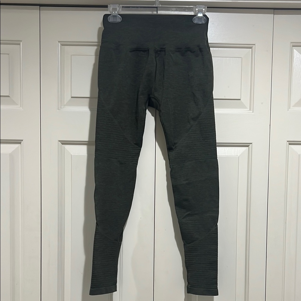 Alphalete Dark Green Leggings